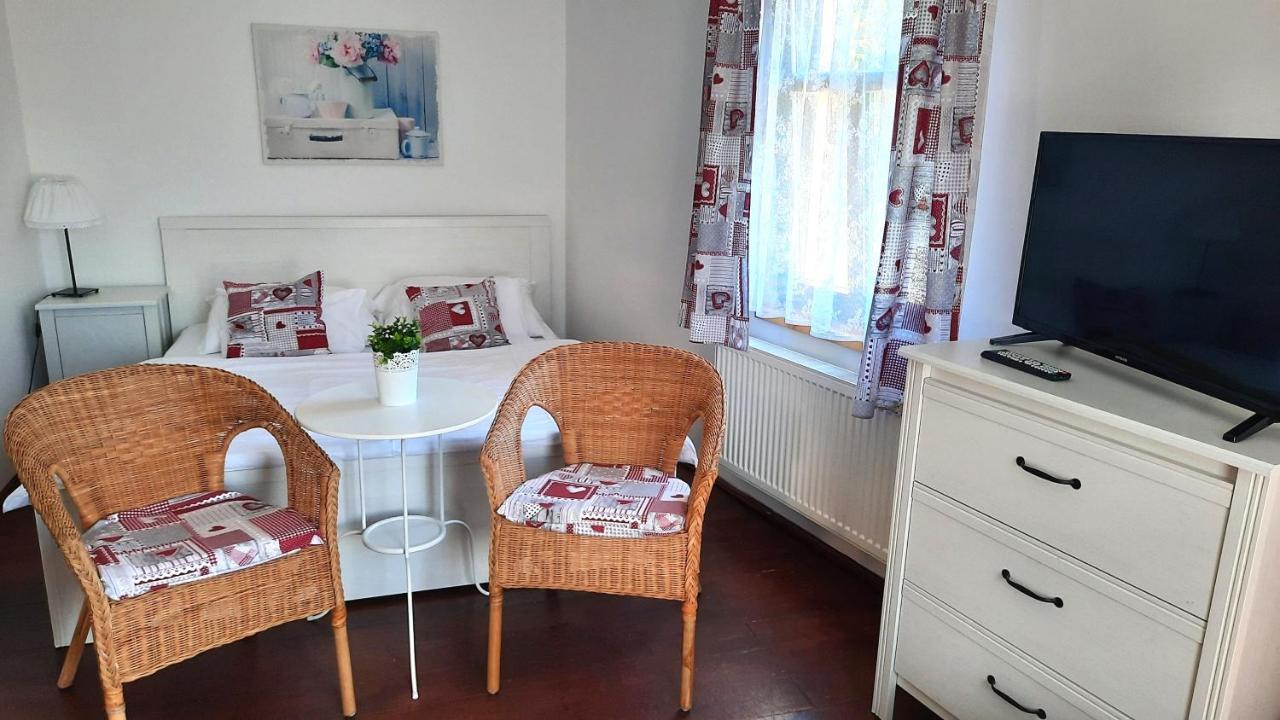 Hotel Strelnice Teplice nad Metují Екстериор снимка
