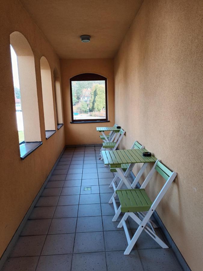 Hotel Strelnice Teplice nad Metují Екстериор снимка