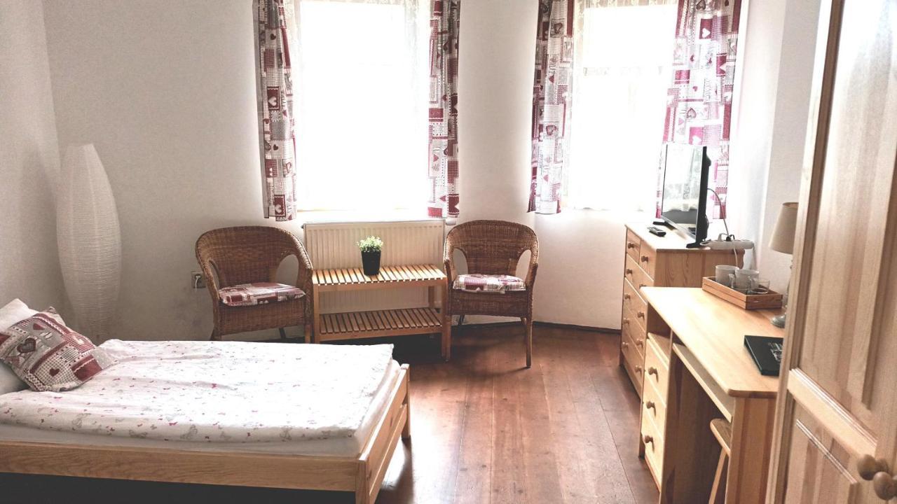 Hotel Strelnice Teplice nad Metují Екстериор снимка