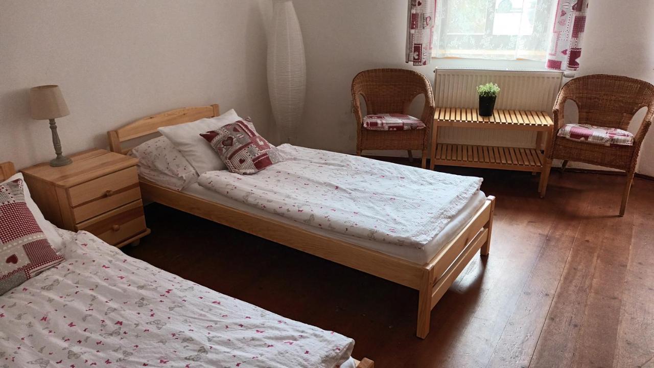 Hotel Strelnice Teplice nad Metují Екстериор снимка