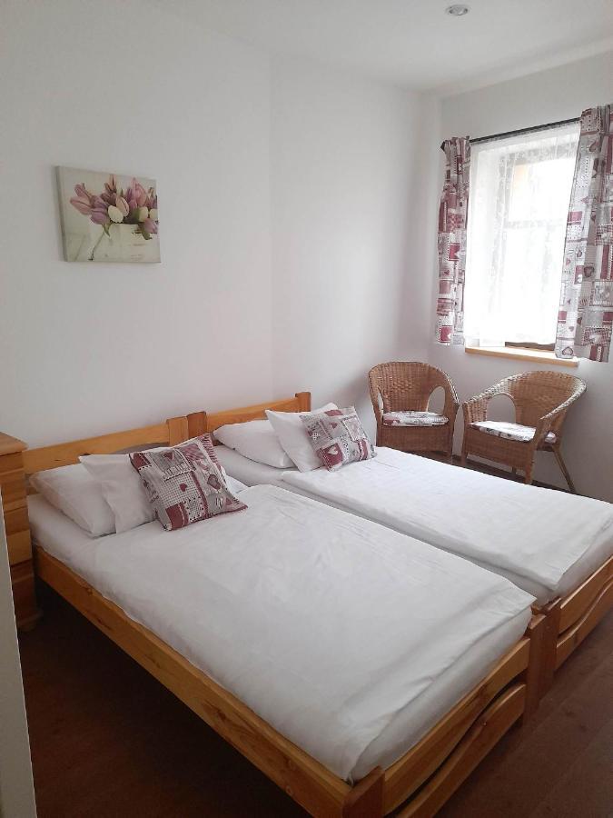 Hotel Strelnice Teplice nad Metují Екстериор снимка