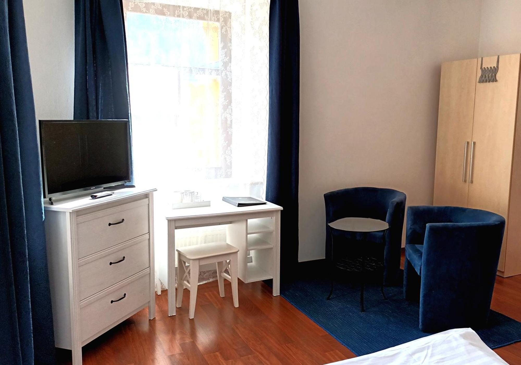 Hotel Strelnice Teplice nad Metují Екстериор снимка