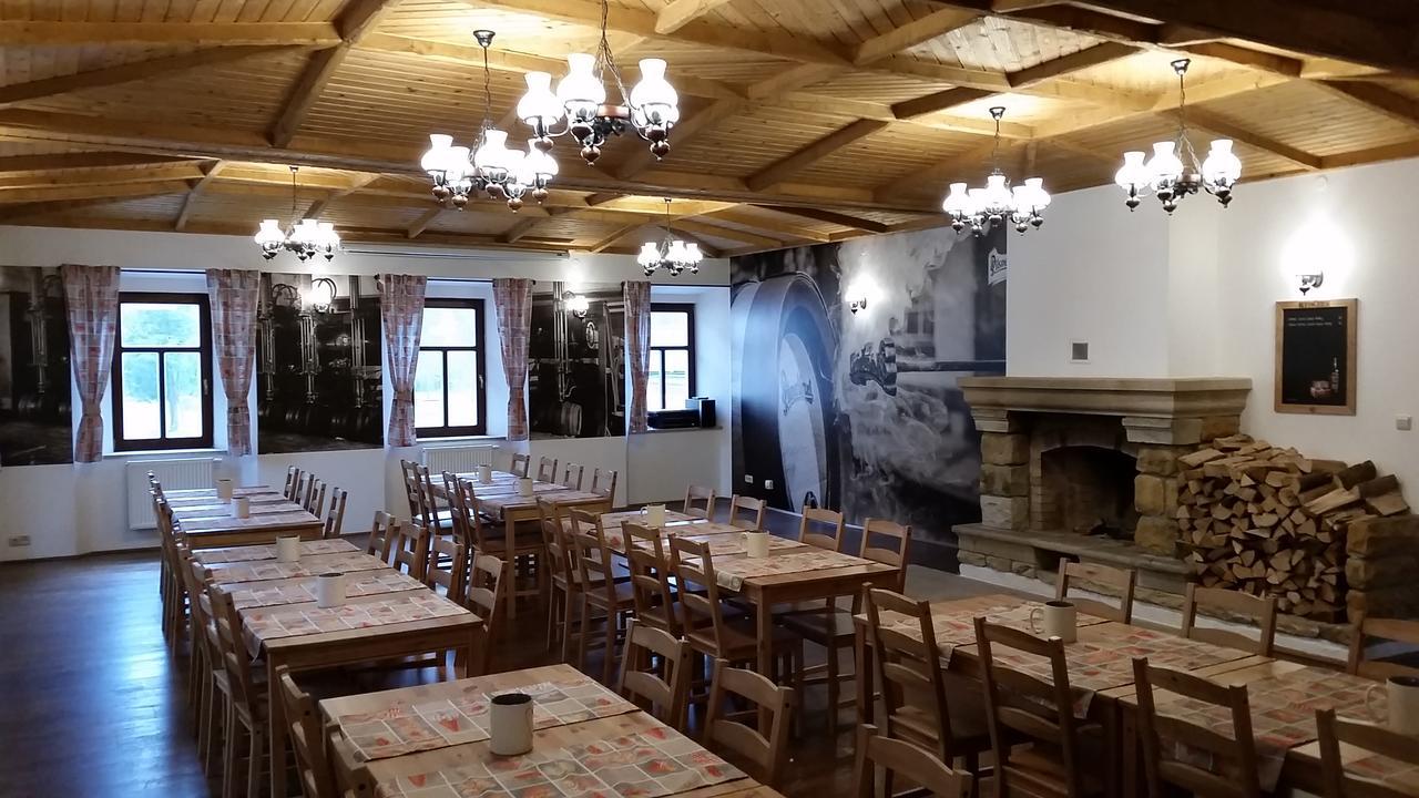 Hotel Strelnice Teplice nad Metují Екстериор снимка